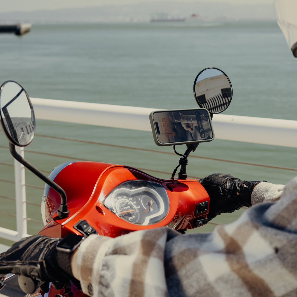 Motorcycle Mirror Mount | Charging | Locking