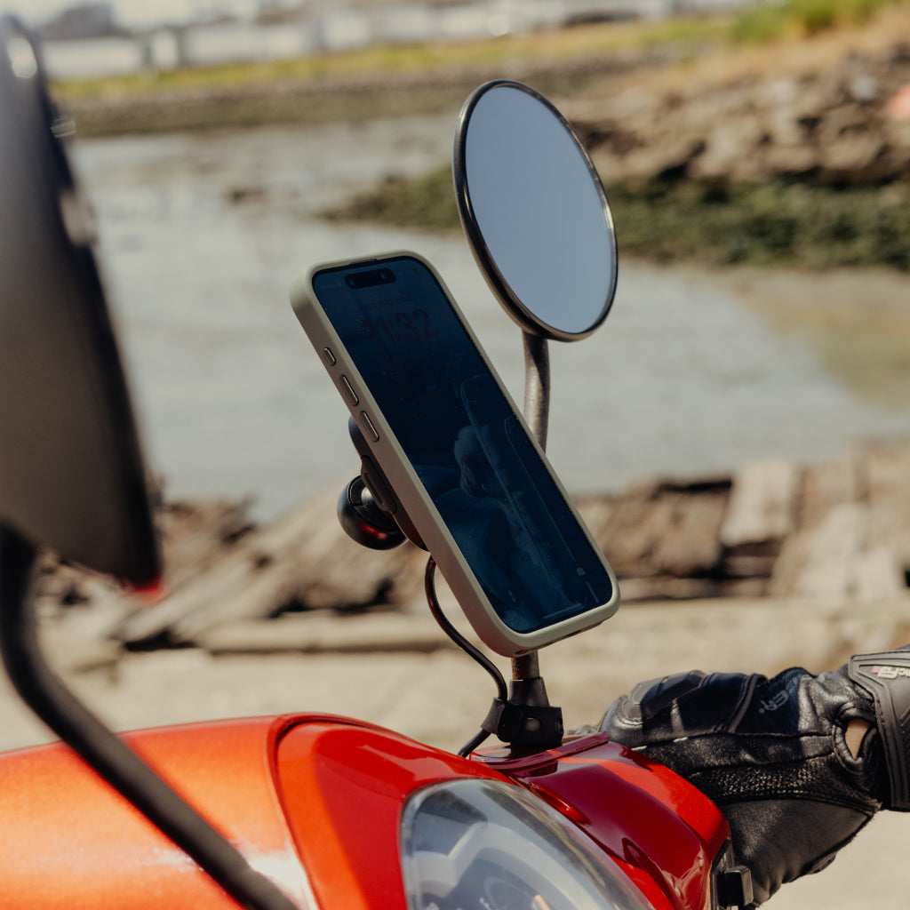 Motorcycle Mirror Mount | Charging | Locking